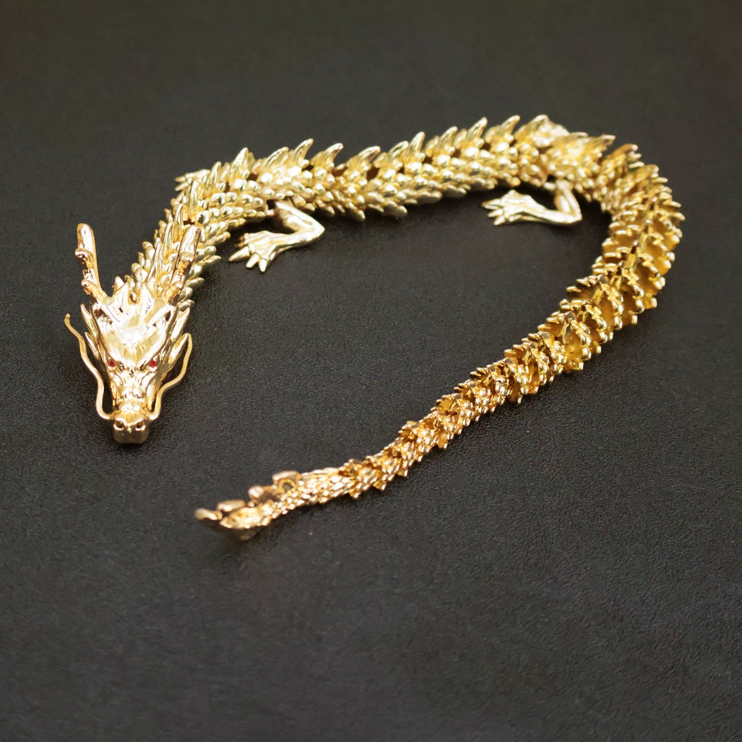 Flying dragon (copper)