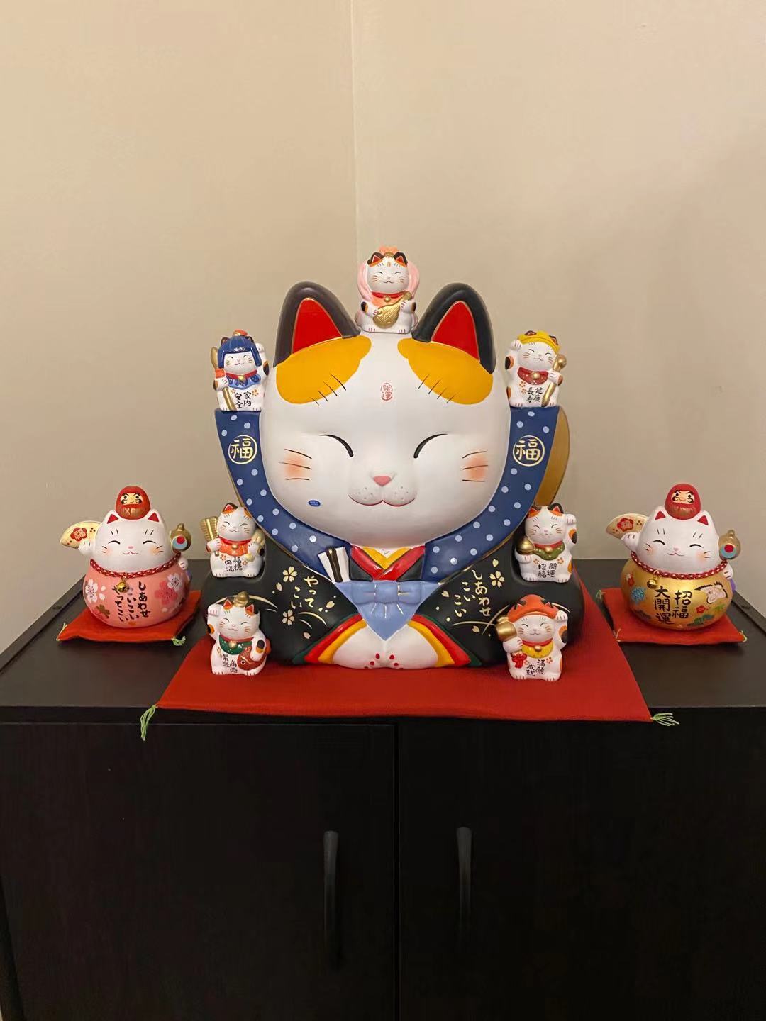 952690 Lucky cat Maneki Neko Beckoning Cat