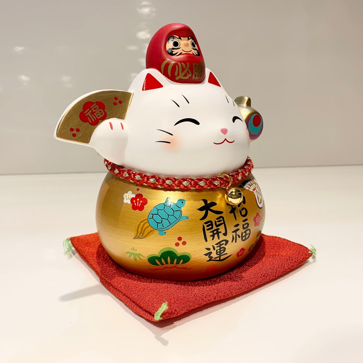 952689 Lucky cat Maneki Neko Beckoning Cat