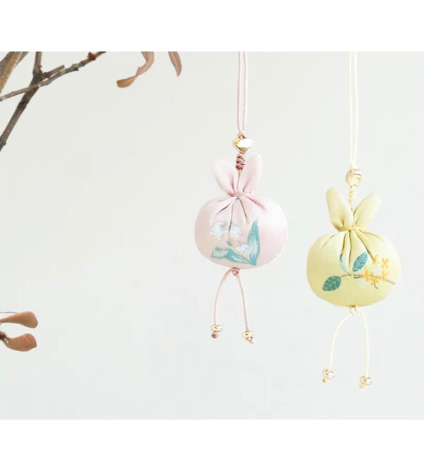 Sachet keychain- Pink Rabbit