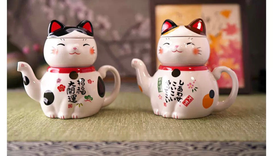 952674 Lucky cat Maneki Neko Beckoning Cat