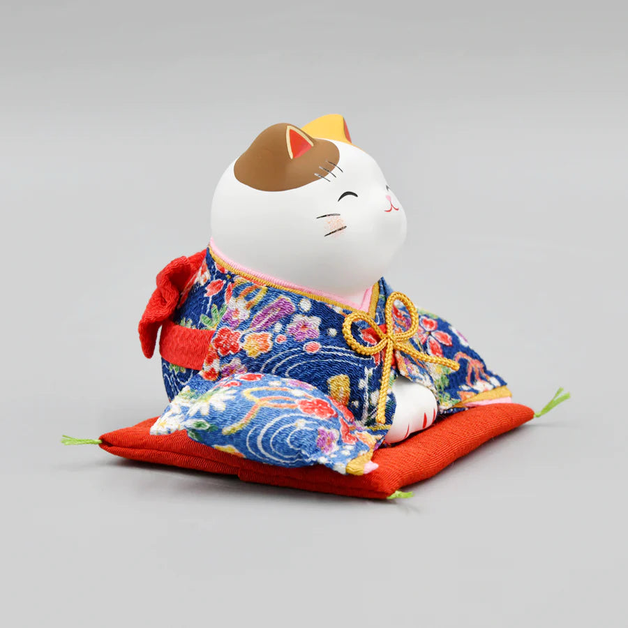 952609 Lucky cat Maneki Neko Beckoning Cat