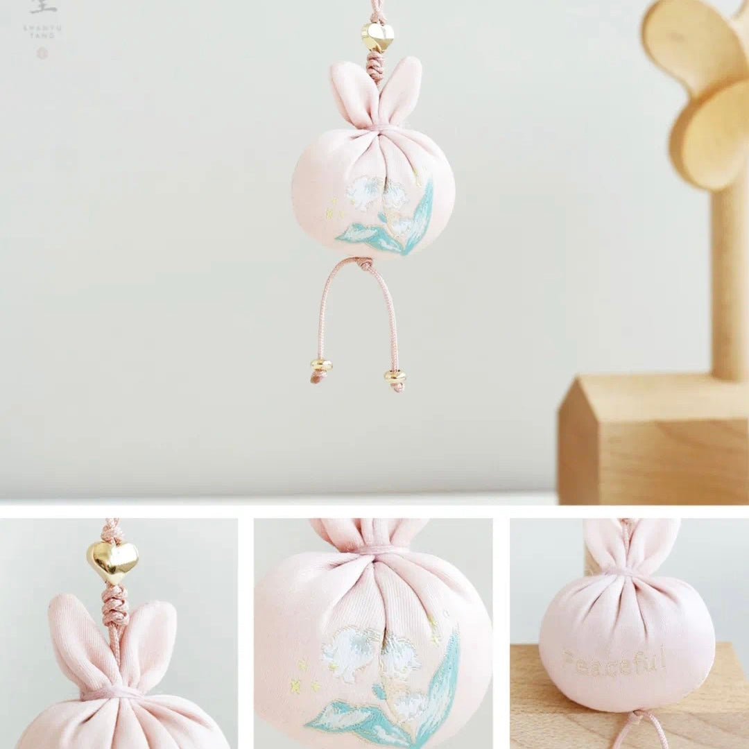 Sachet keychain- Pink Rabbit