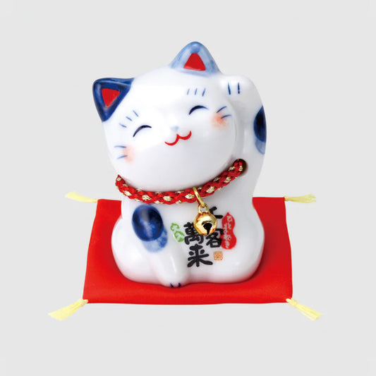 952635 Lucky cat Maneki Neko Beckoning Cat