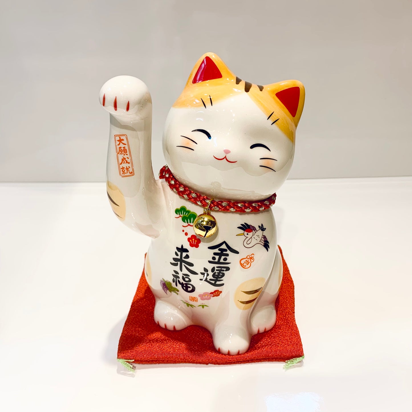 952613 Lucky cat Maneki Neko Beckoning Cat