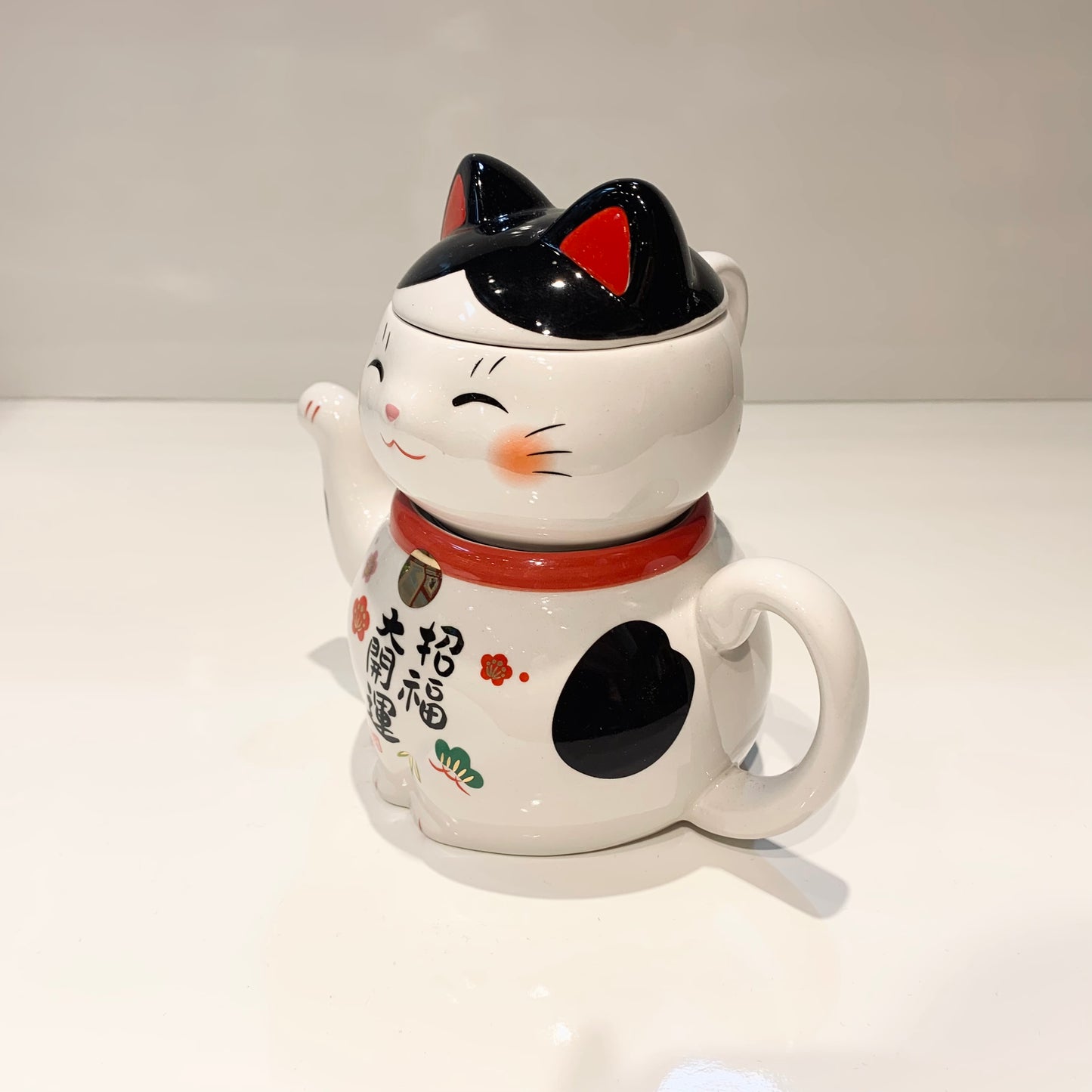 952674 Lucky cat Maneki Neko Beckoning Cat