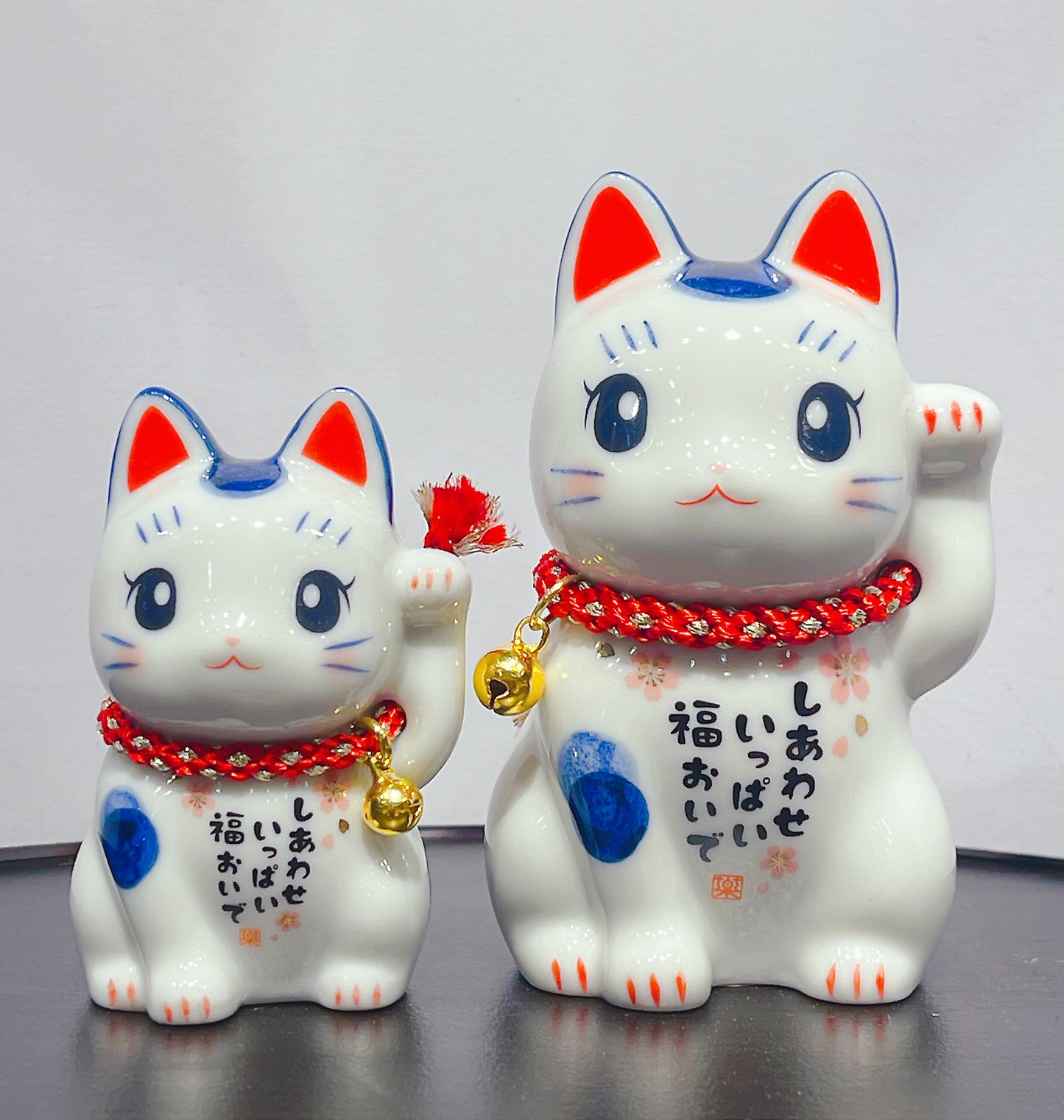 952823 Lucky cat Maneki Neko Beckoning Cat