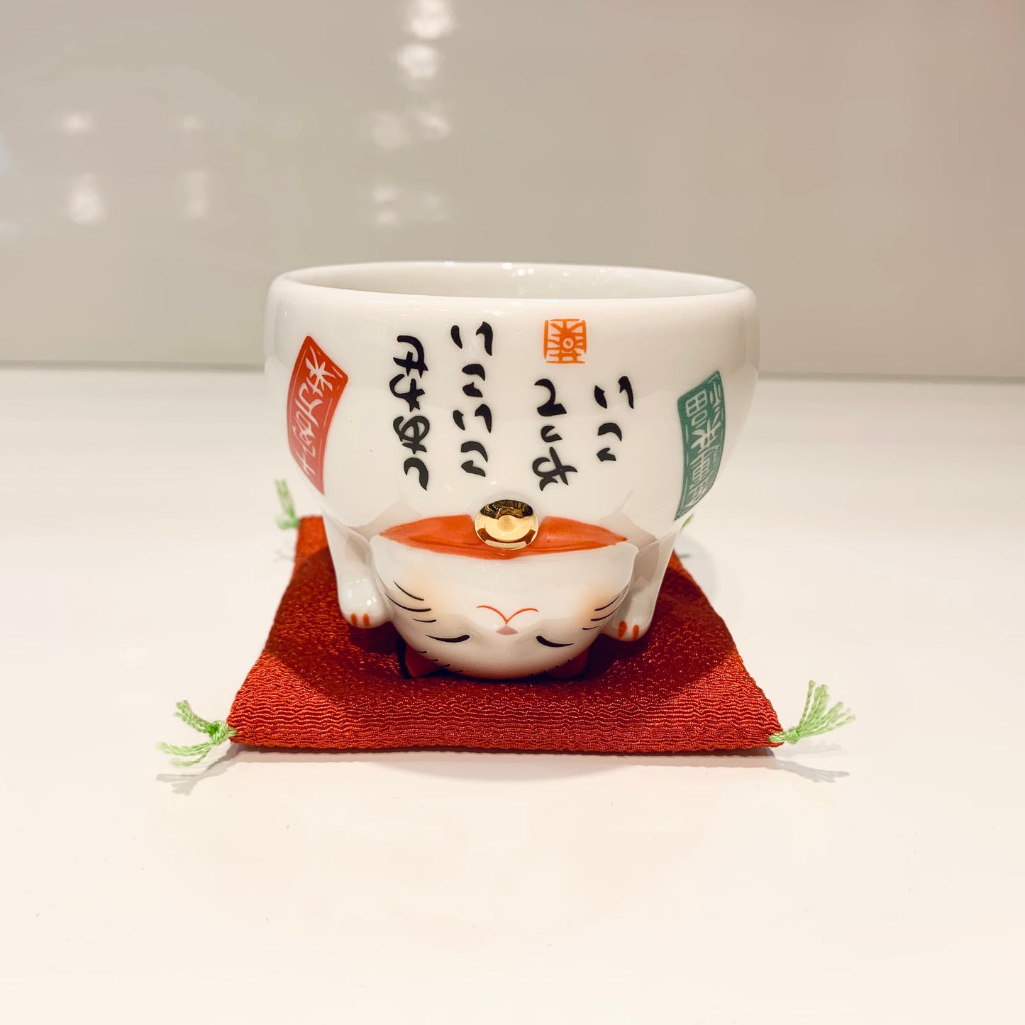 952200 Lucky cat Maneki Neko Beckoning Cat