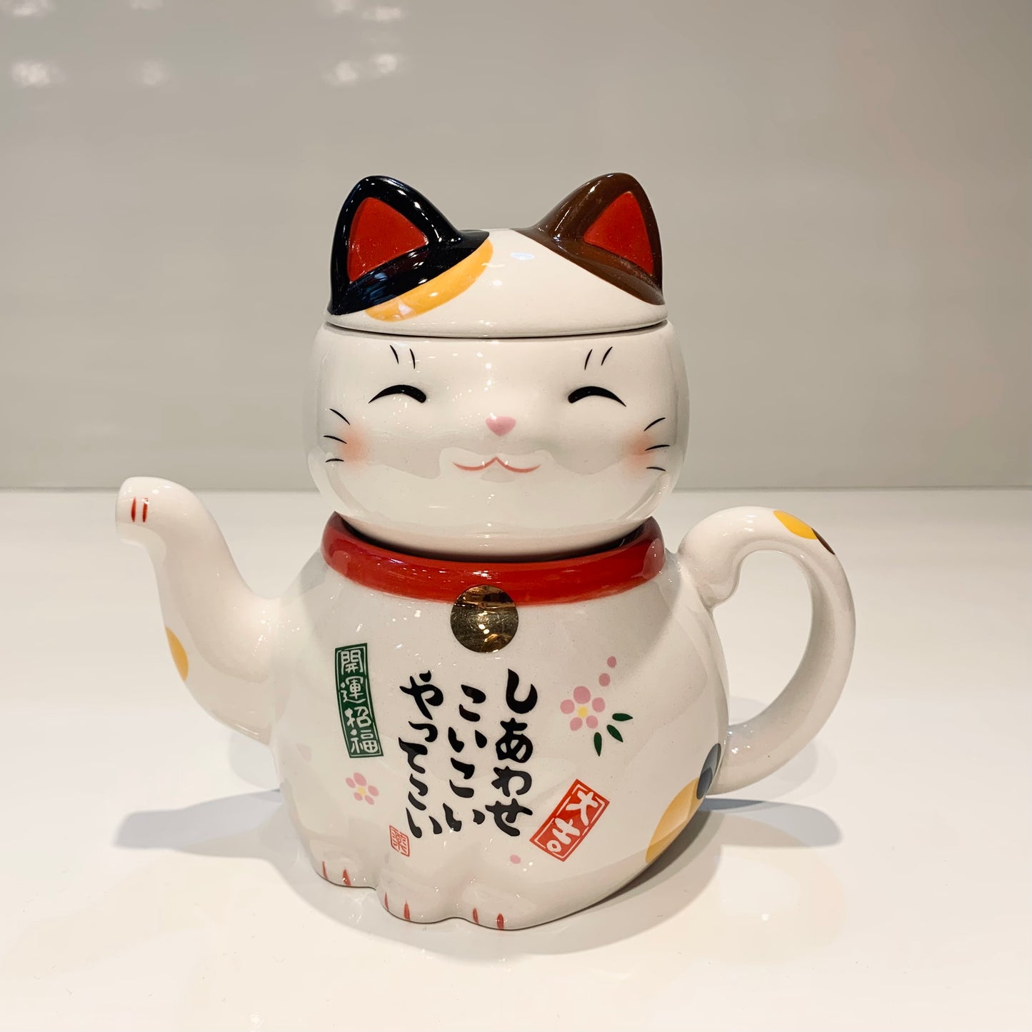952673 Lucky cat Maneki Neko Beckoning Cat