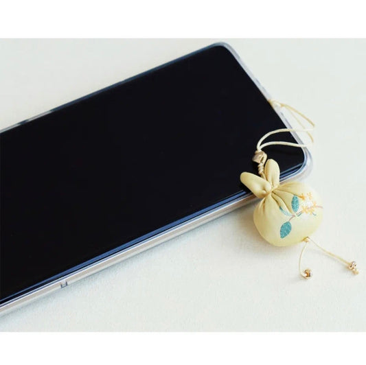 Sachet keychain- Yellow Rabbit